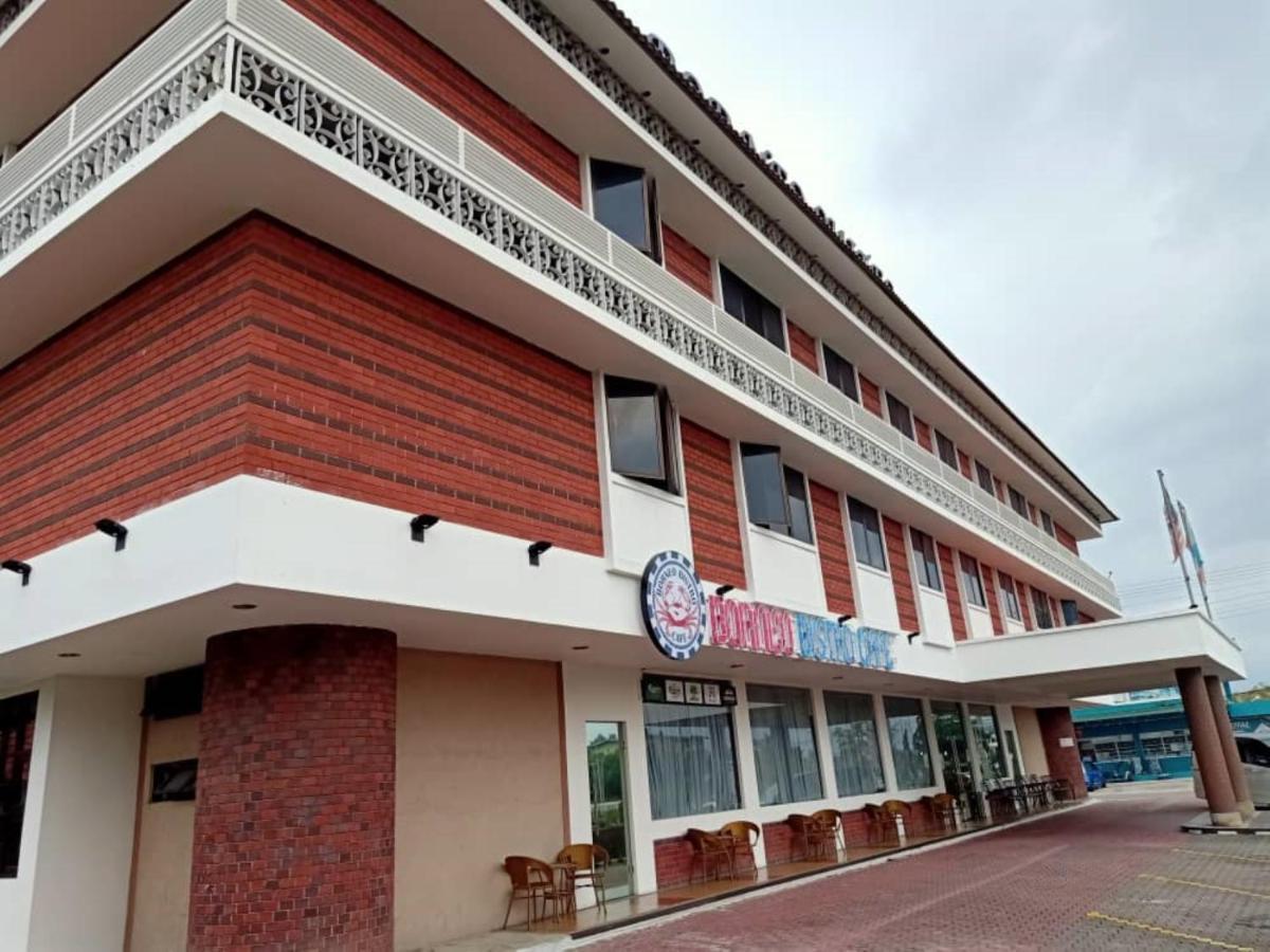 Super Oyo 90464 Borneo Suites Hotel Kota Kinabalu Exterior photo